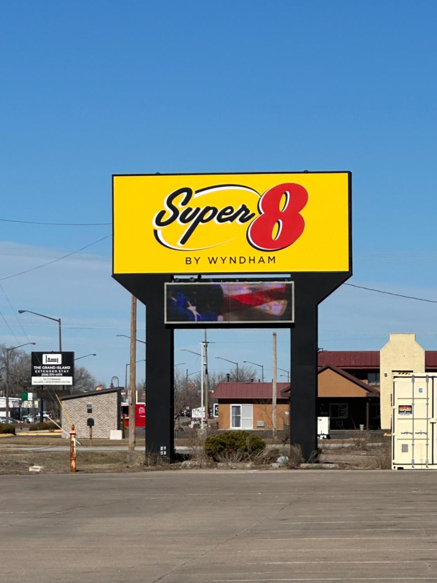 Super 8 By Wyndham Grand Island Hotel Eksteriør billede
