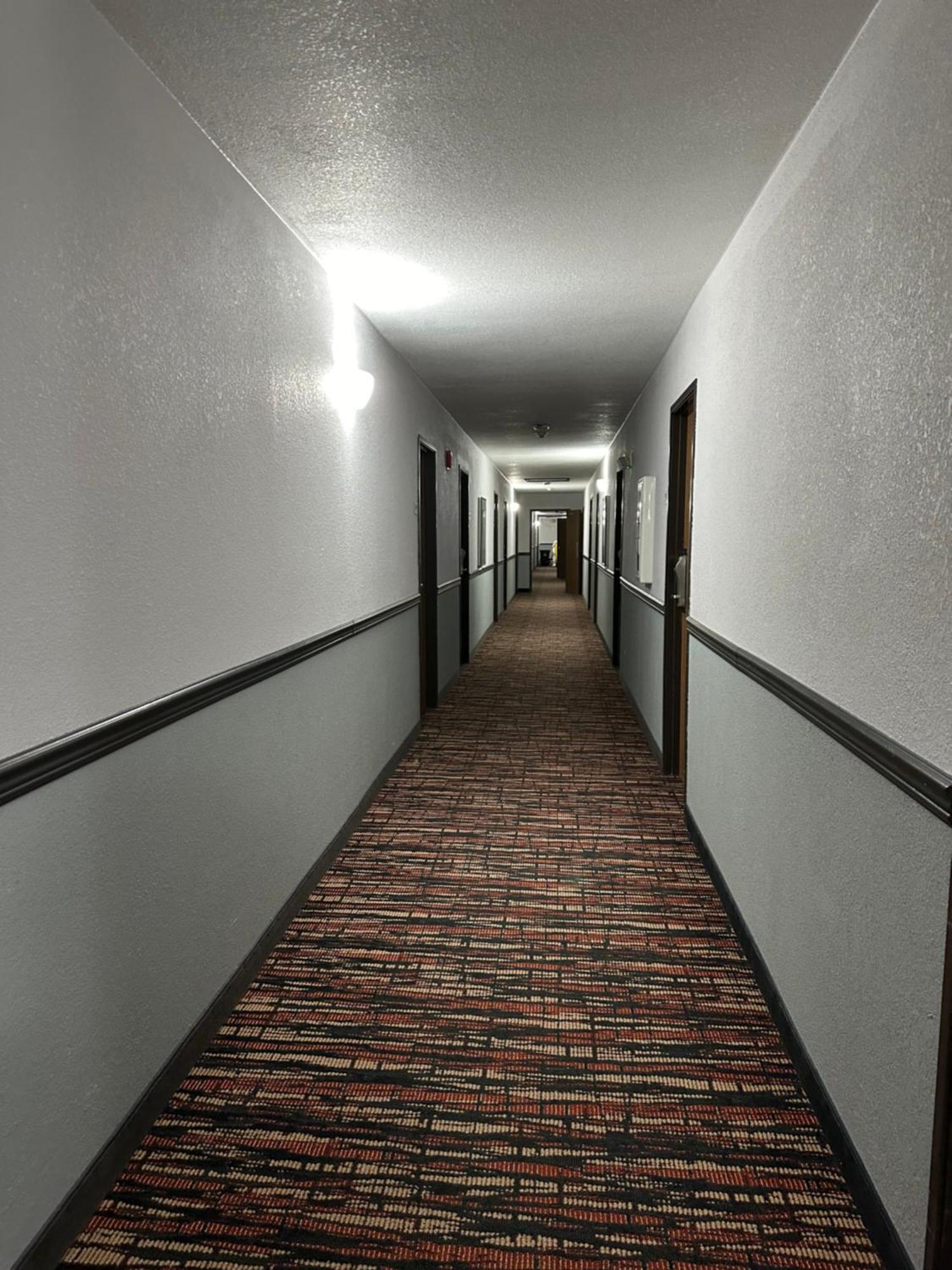 Super 8 By Wyndham Grand Island Hotel Eksteriør billede
