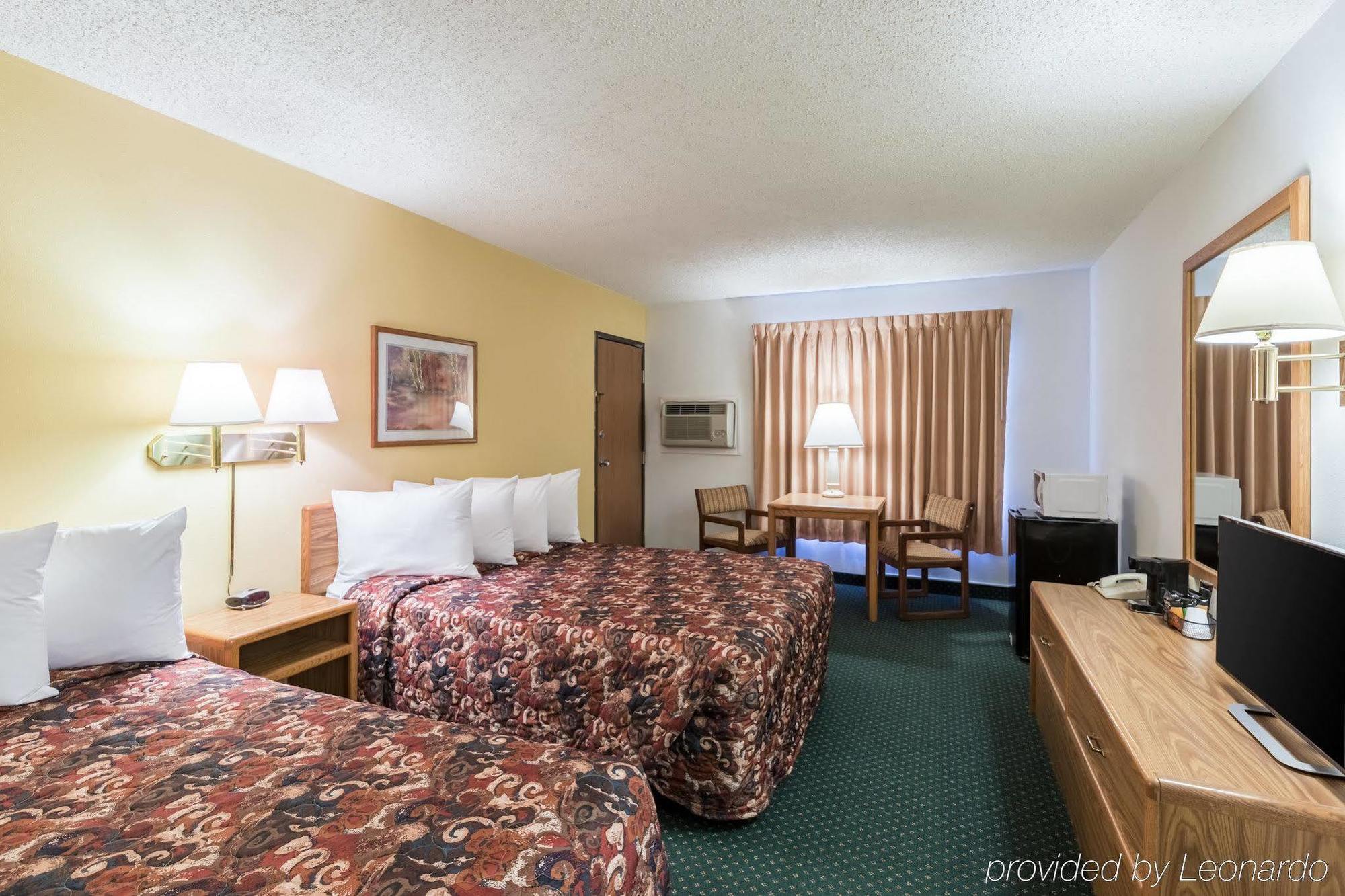 Super 8 By Wyndham Grand Island Hotel Eksteriør billede